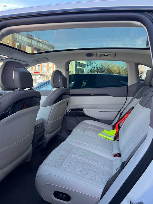 Zeekr 7X AWD 3-pozitsiya B/U