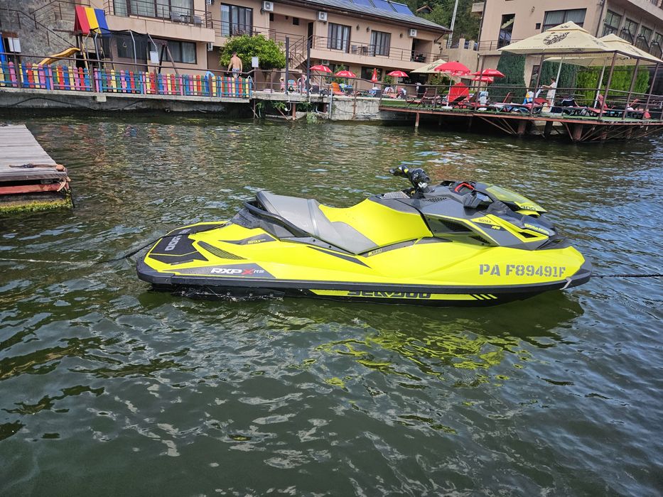 Jet ski ski jet seadoo rxp x rs 300. 2019