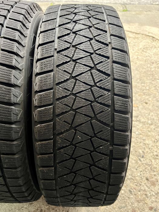 4бр Зимни Гуми 215 65 16 Bridgestone