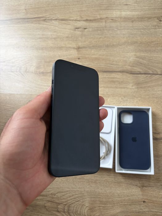 Iphone 13 Midnight - Negru de 128 GB  - Full Box