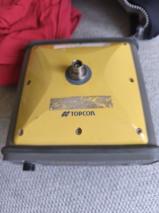 Vând GPS.TOPCON cu tableta Panasonic.