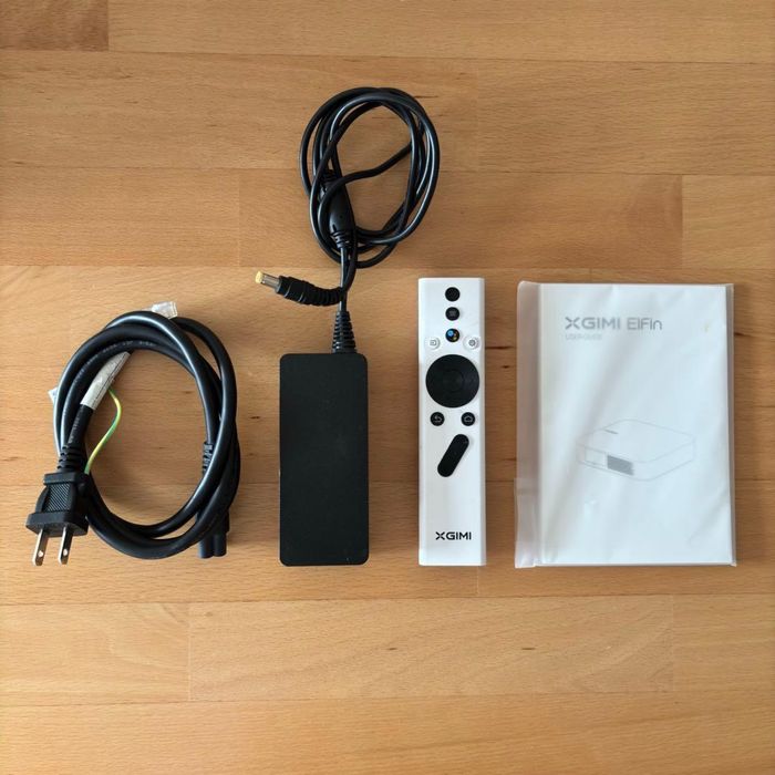 Full Hd проектор XGIMI Elfin. Ето умное устройства для домашнего кино