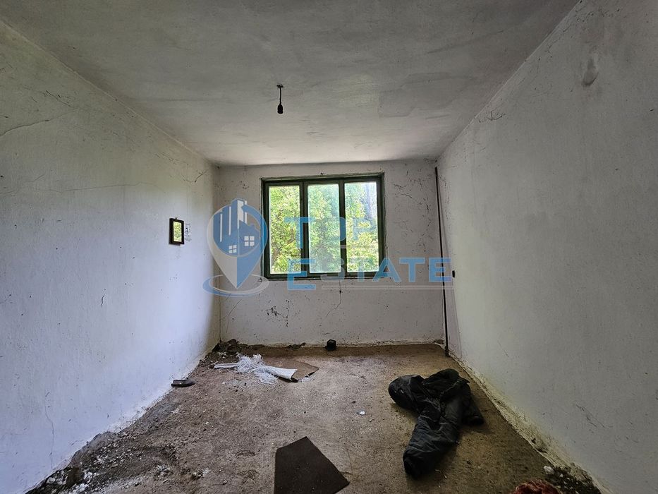 Продава се Къща в с. Хаджидимитрово, Област Велико Търново - 80 кв.м за 89 €/кв.м - Снимка #8