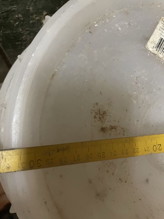 Голям бидон с винтов капак