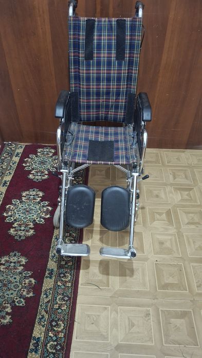 Инвалидная коляска