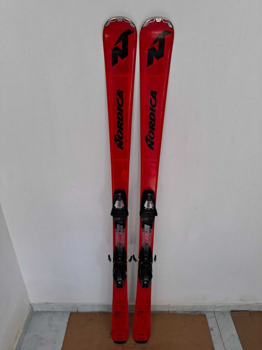 Schiuri 168 cm Nordica Spitfire ski adulti