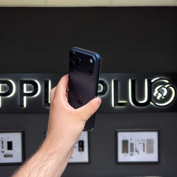 iPhone 17 Pro Max 256Gb Deep Blue Nou/Activat + 24 Luni Garanție/ Apple Plug