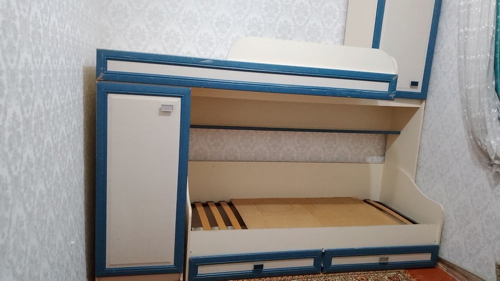 Продам двухъярусная кровать