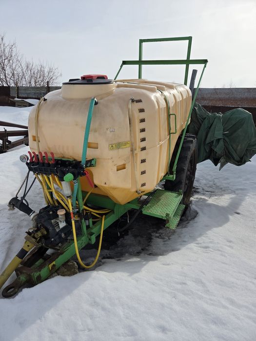 Продам Опрыскиватель