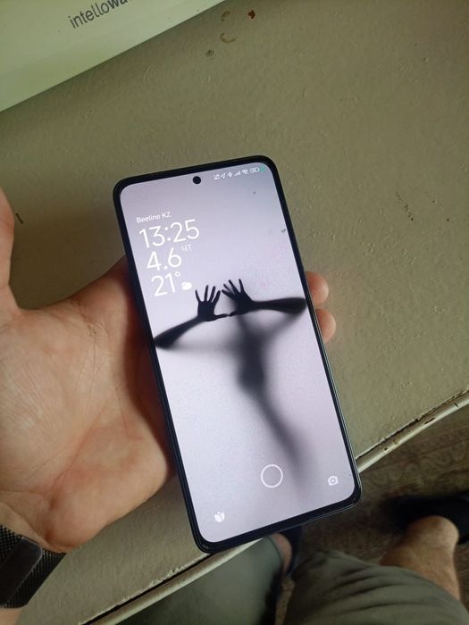 Продам Redmi note 13
