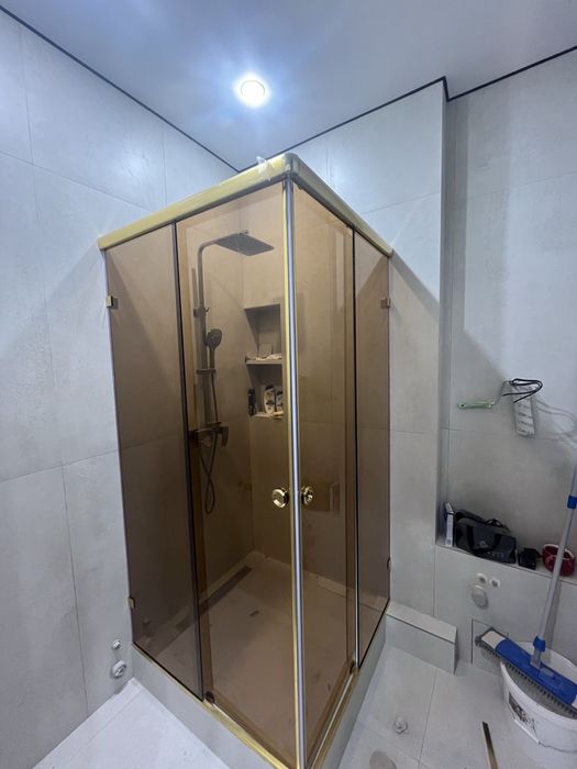 Душевые кабины зеркала лофт перегоротки