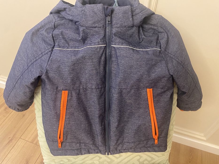 Детский куртка почти новый