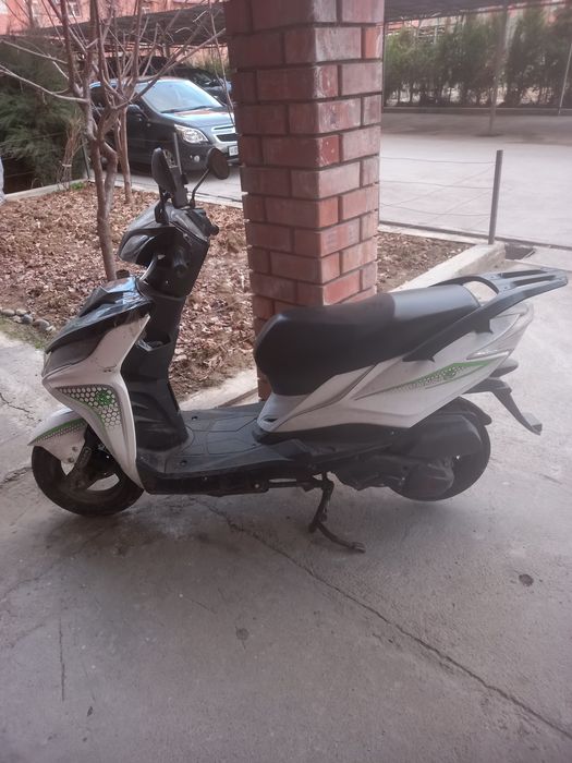 Skuter bonvi benzin nahtga