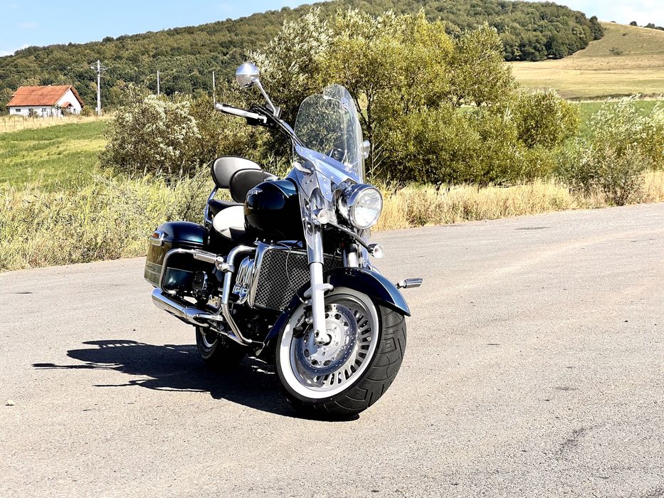 Triumph Rocket 3 Touring 2300cc schimb cu masina