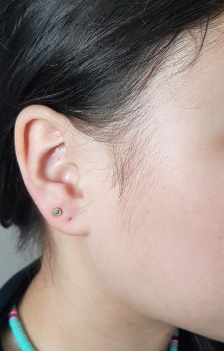 Прокол ушей деткам, прокол носа взрослым