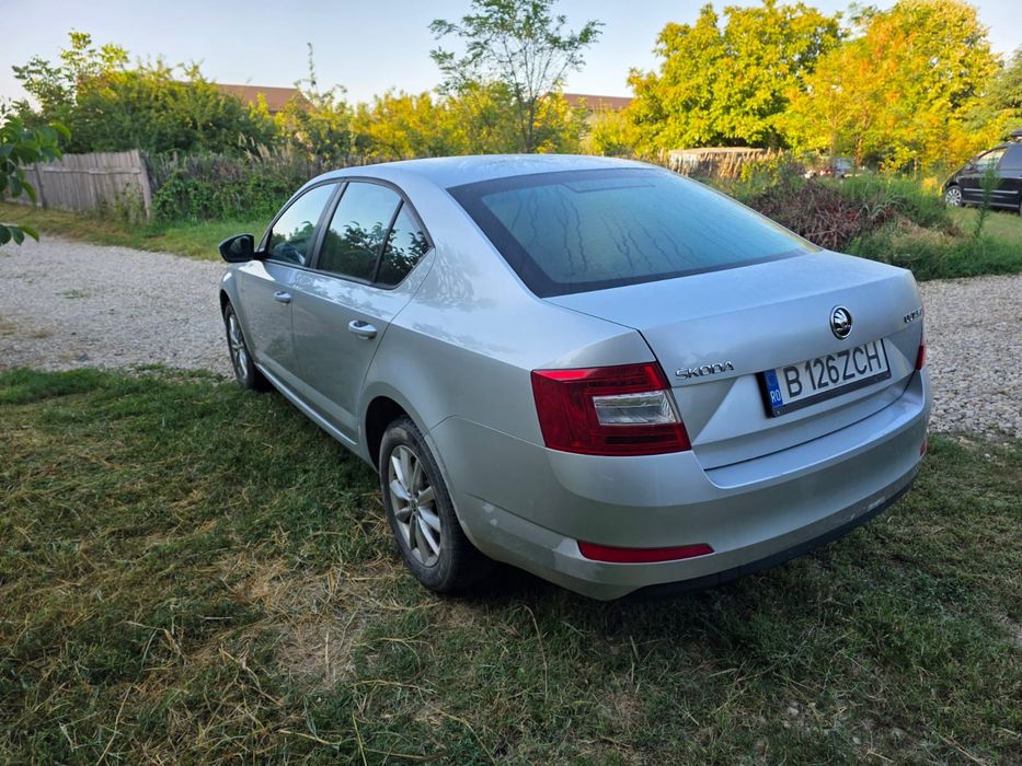 Autoturism  Skoda Octavia 2015