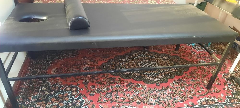 Кушетка ва массаж аппарат