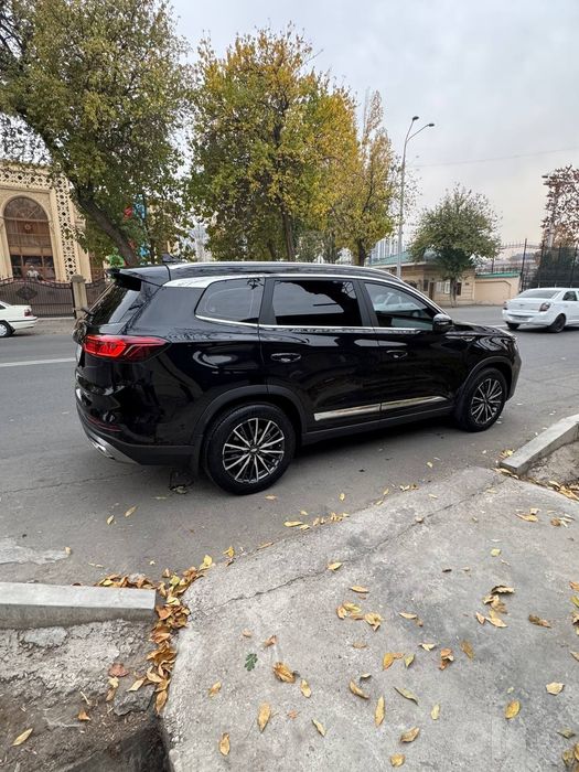 Chery tiggo 8 pro с малым пробегом 2023