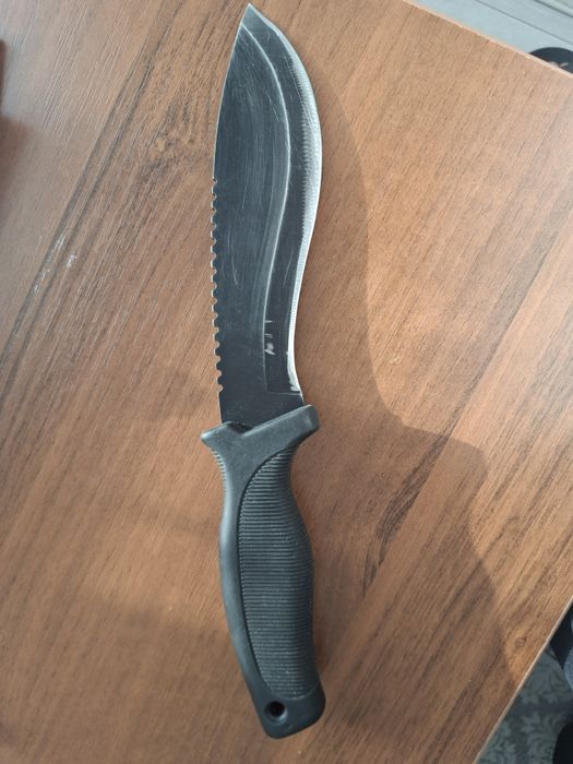 Продам нож кукри