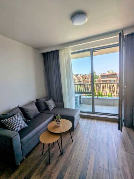 Дава се под наем Двустаен апартамент в София, Витоша - 67 кв.м за 612 € - Снимка #1