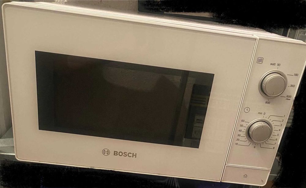 Микровълнова фурна BOSCH FFL020MW0
