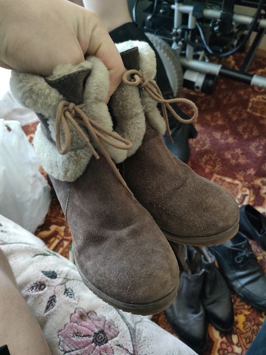 Отдам за шоколадку