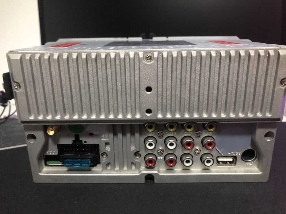 Vând navigatie golf 5