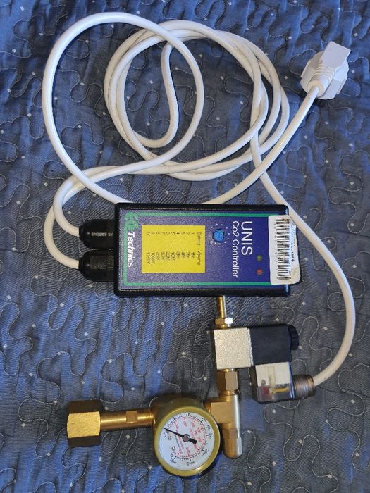 Контролер за въглероден двуокис.