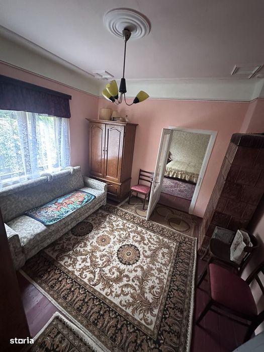 Teren 810 mp și casa de vânzare la 250 m de pârtia de ski
