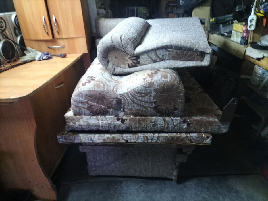 Продам книжка диван