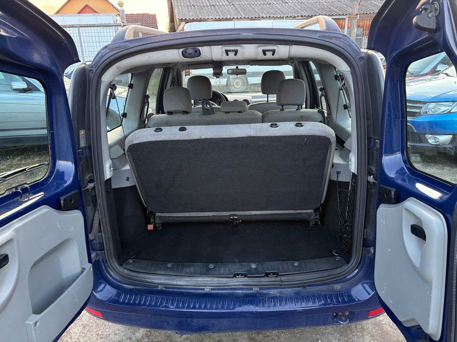 Dacia Logan MCV .7 locuri . Klima