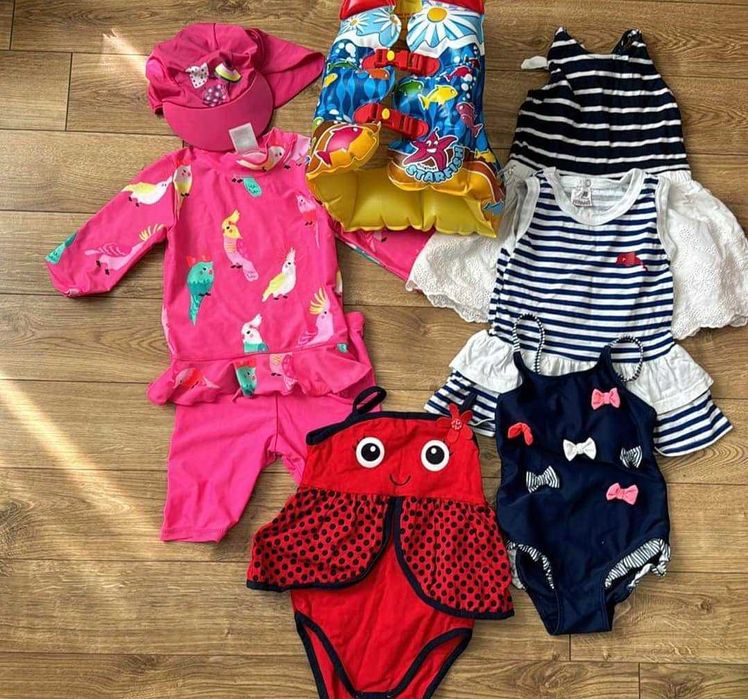 ЛОТ запазени дрешки за госпожица 86 размер + подарък пояс жилетка