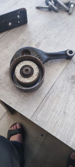 Обтяжна ролка за Пежо 307