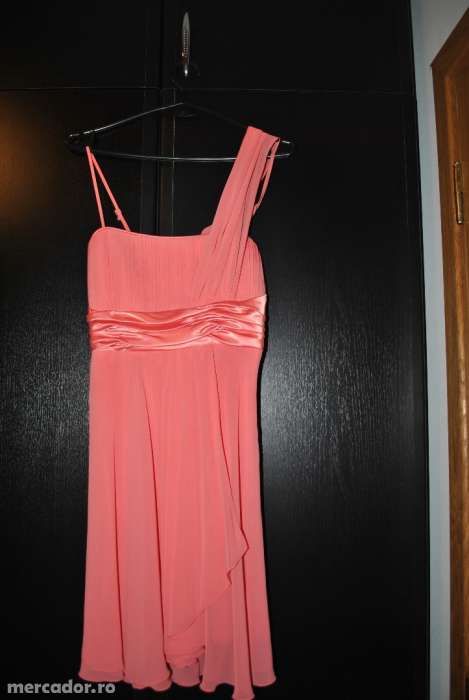 rochie voal marimea 38-40