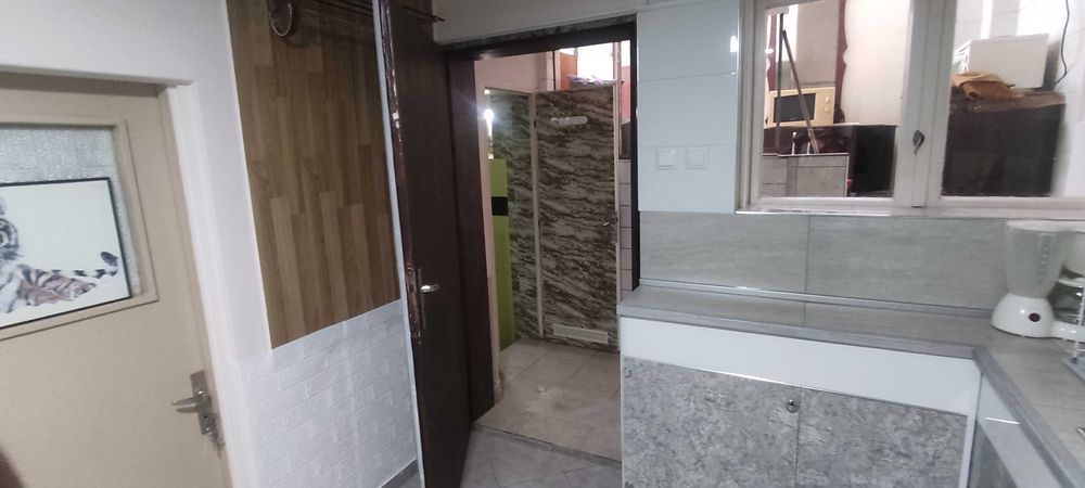 Дава се под наем Етаж от къща в Варна, Цветен квартал - 45 кв.м за 348.84 € - Снимка #18