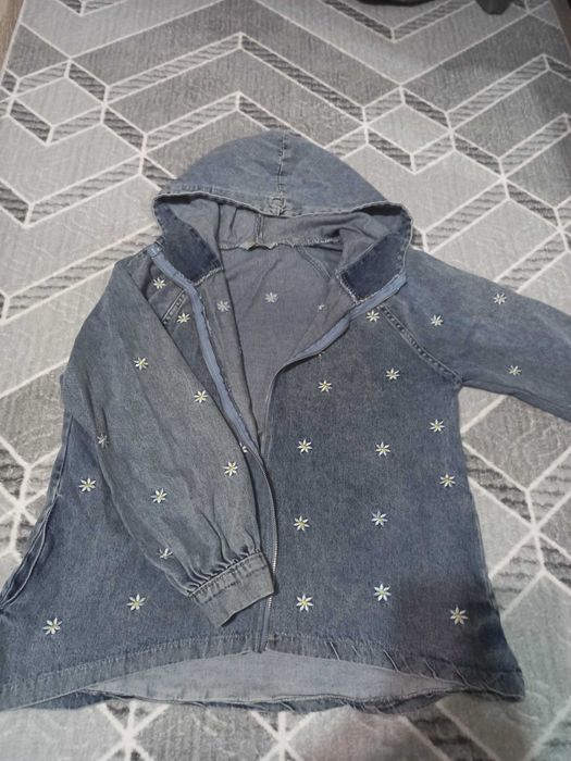 Дънково яке с качулка