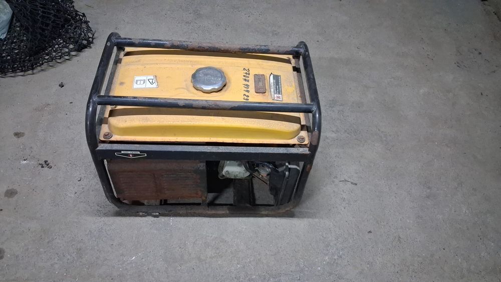 Движок срочно продам