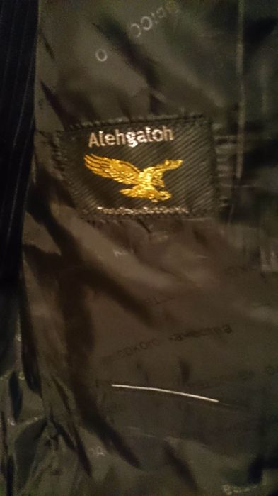 Продам костюм тройка