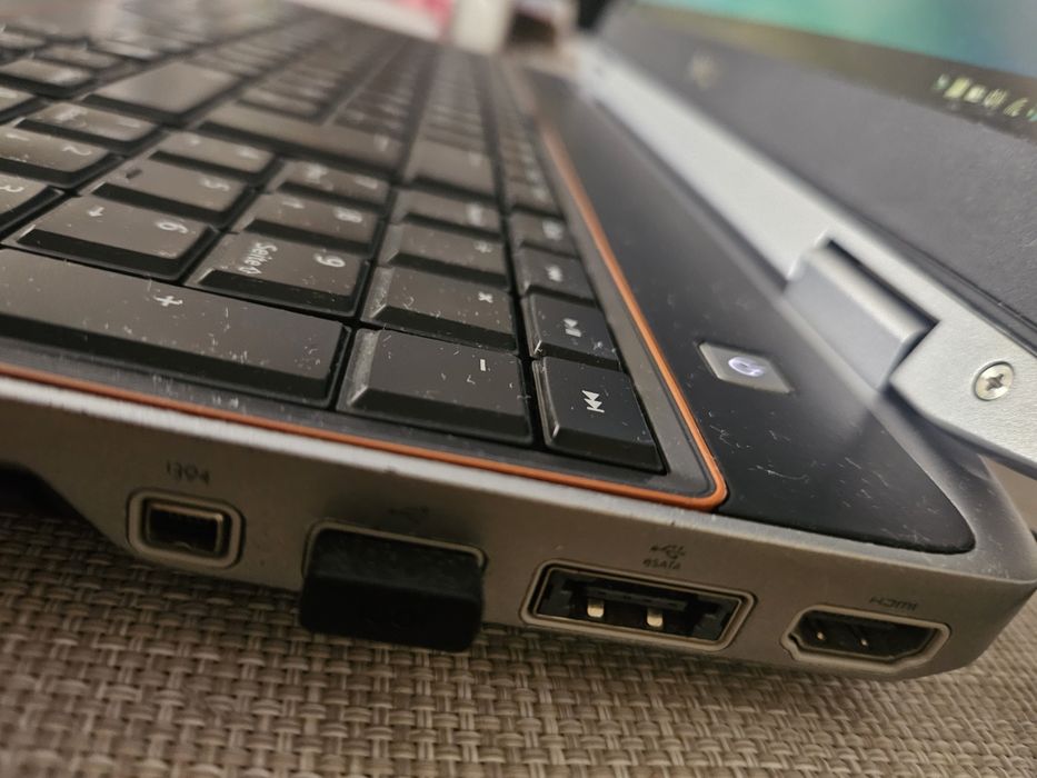 Лаптоп Dell Latitude E6520