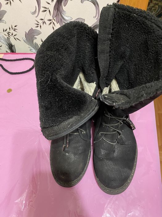 Продам зимнюю Обувь