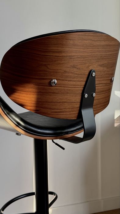 Барный стул в Алматы