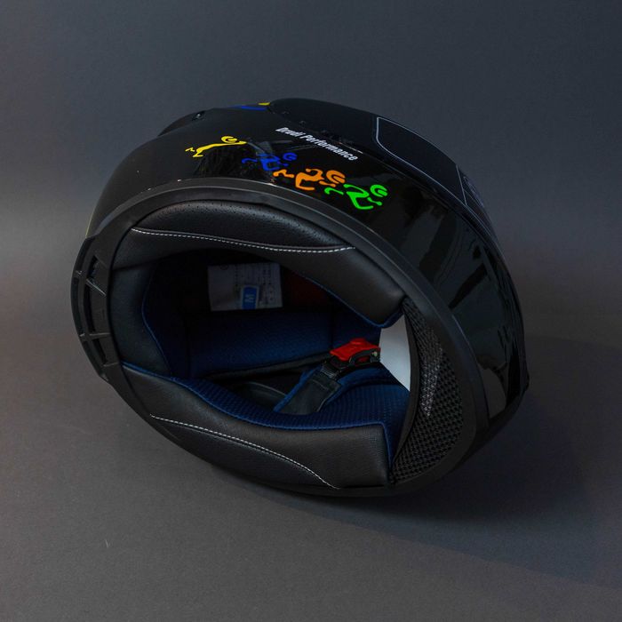 Каска за мотор , пистов, скутер, ел. тротинетка , др/ Размер М (55–56)