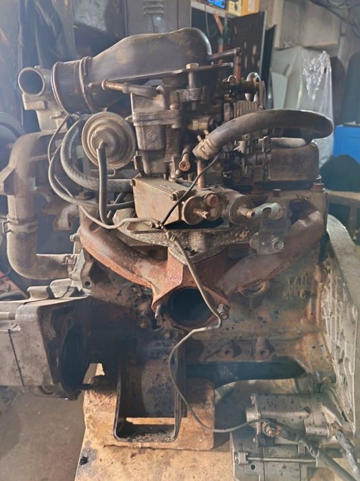 Двигатель от вилочного погрузчика (Кара)