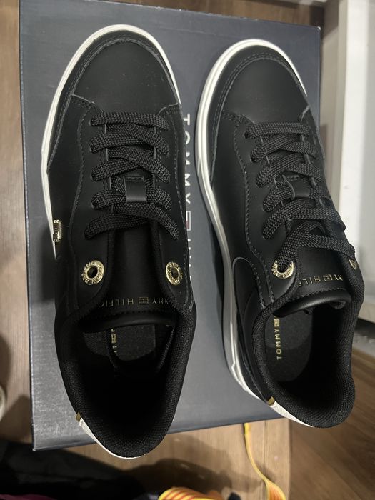Нови сникърси, маратонки, Tommy Hilfiger 36