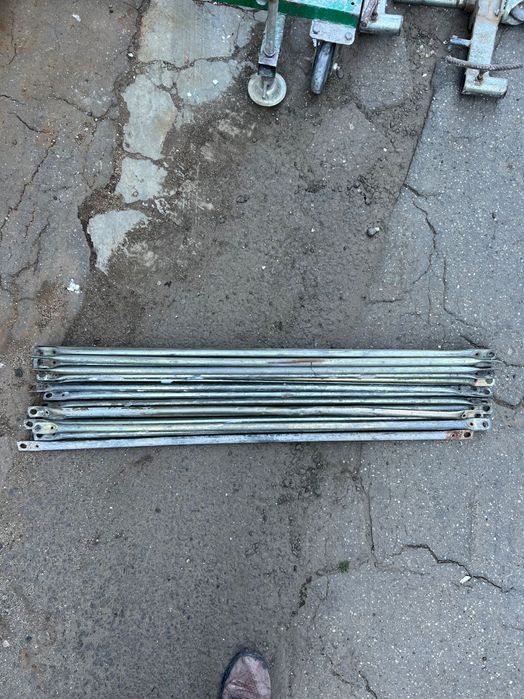 Schelă de construcții - 2 diferite