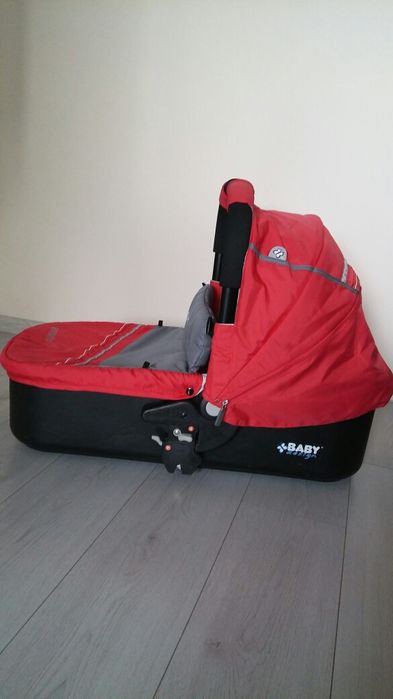 Зимен кош+столче за кола