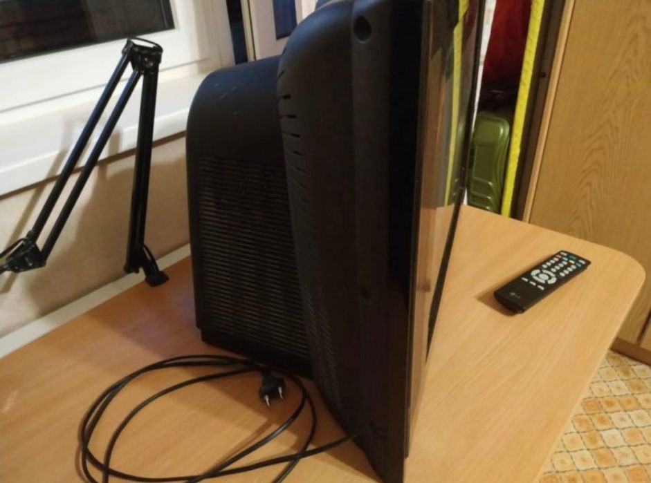 Televizor Srochna sotiladi