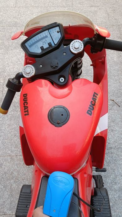 Peg Perego Ducati GP детски електрически мотор