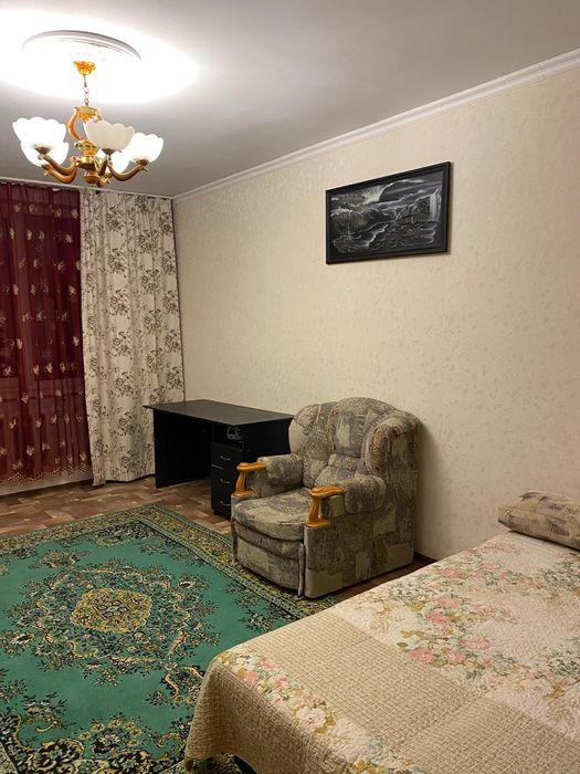 Меблированная 3 ком кв в центре