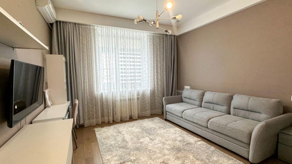 4-х ком в доме Гаку, Владислав ИмпериЯ